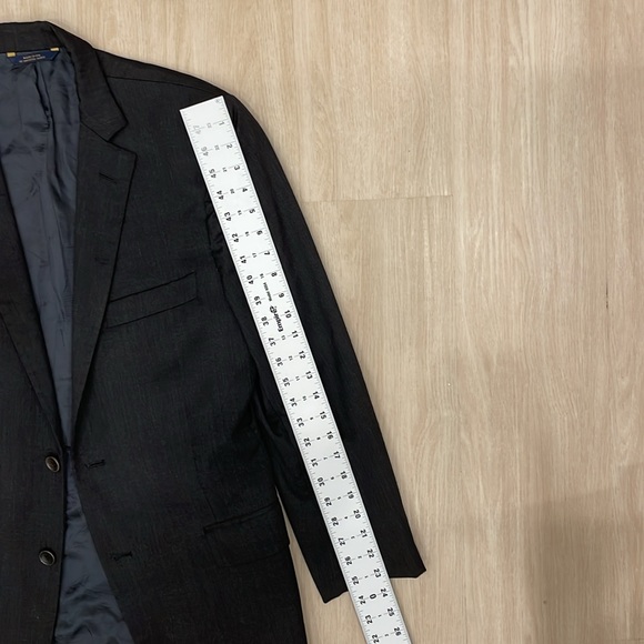 Brooks Brothers Charcoal Fitzgerald Suit Jacket - 041 - Picture 3 of 9